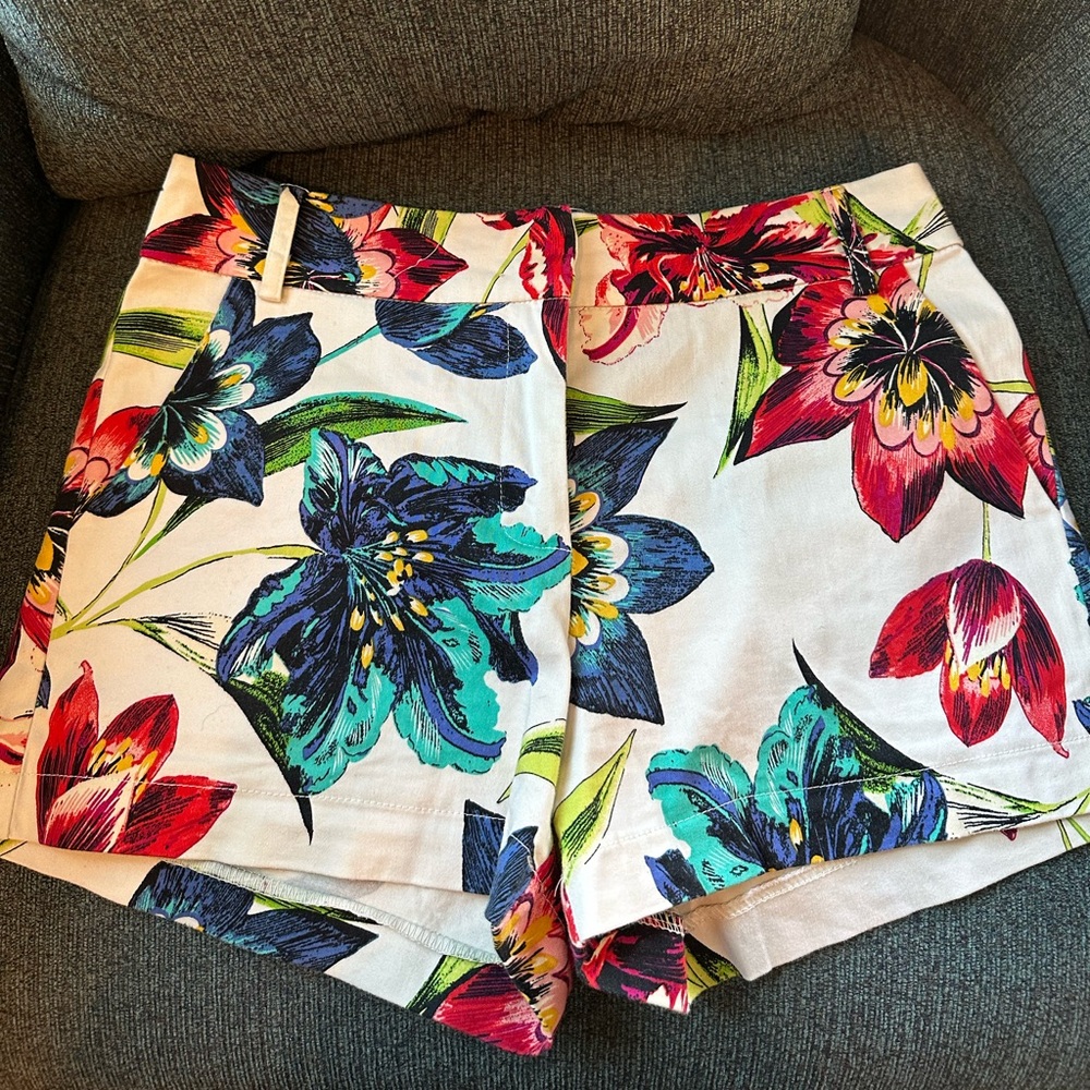 Ovi High Waist Floral Women's Shorts - Multicolor